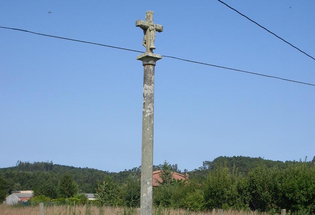 Cruceiro do Botafal - Dodro - San Xoán de Laíño