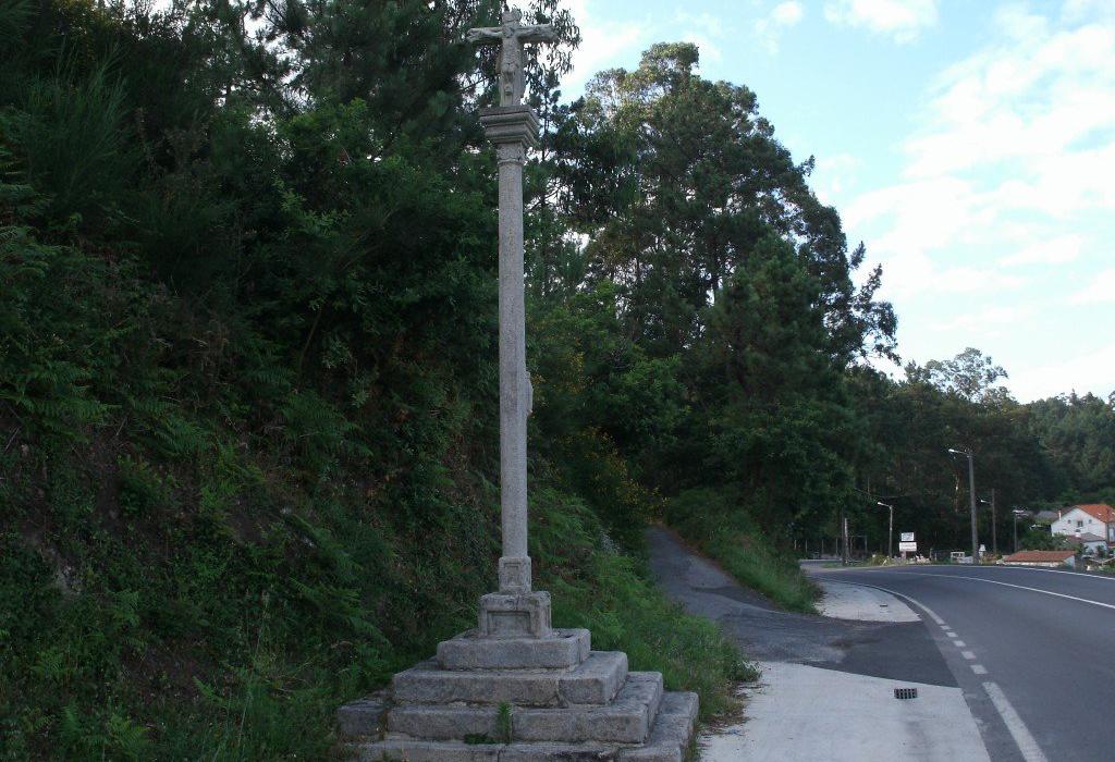 Cruceiro das Escuras - Dodro - San Xoán de Laíño