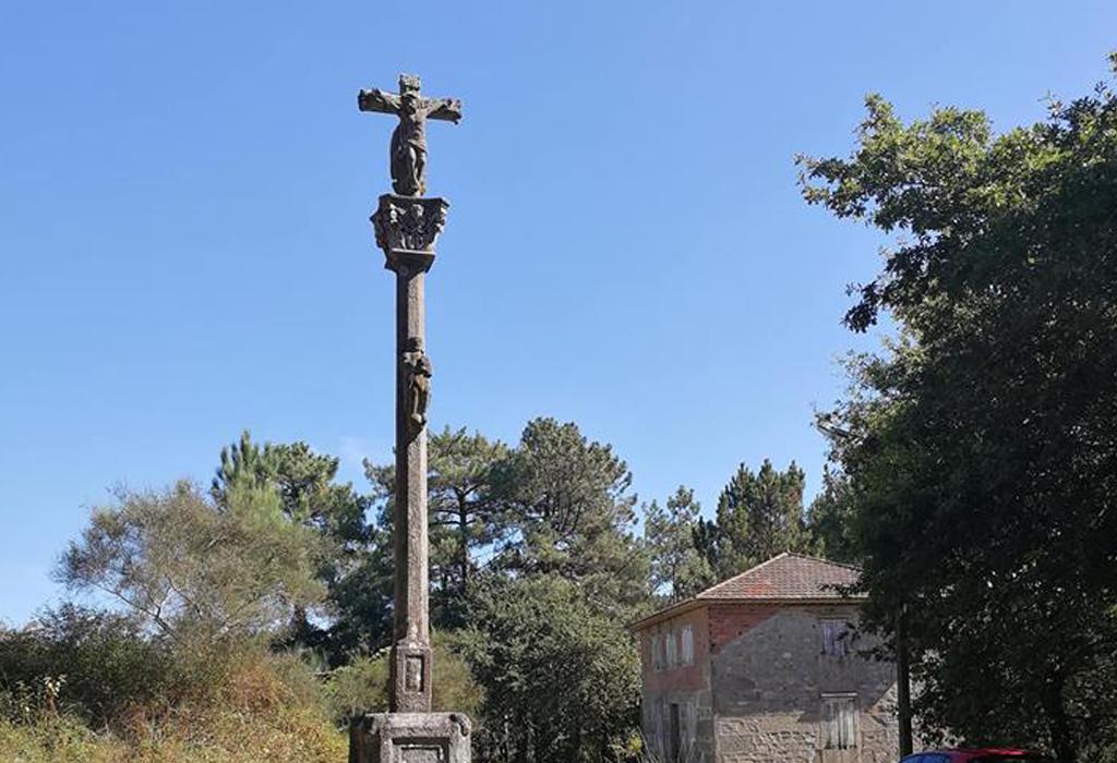 Cruceiro de Montiño - Rianxo - Santa María de Leiro