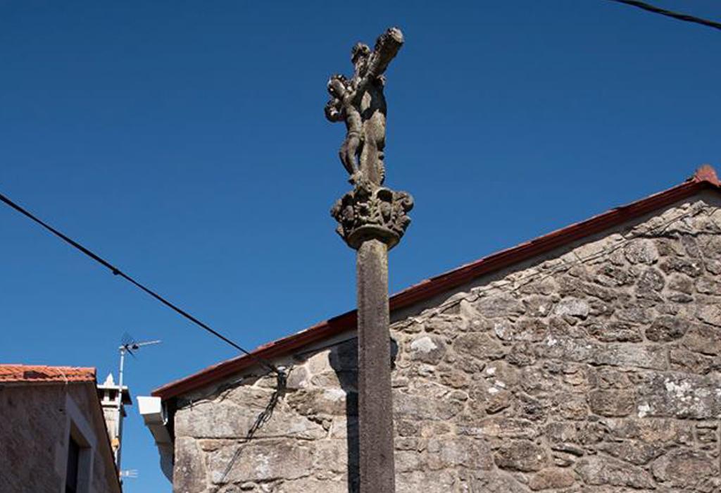 Cruceiro Nº 2 de Burés - Rianxo - Santa María de Asados
