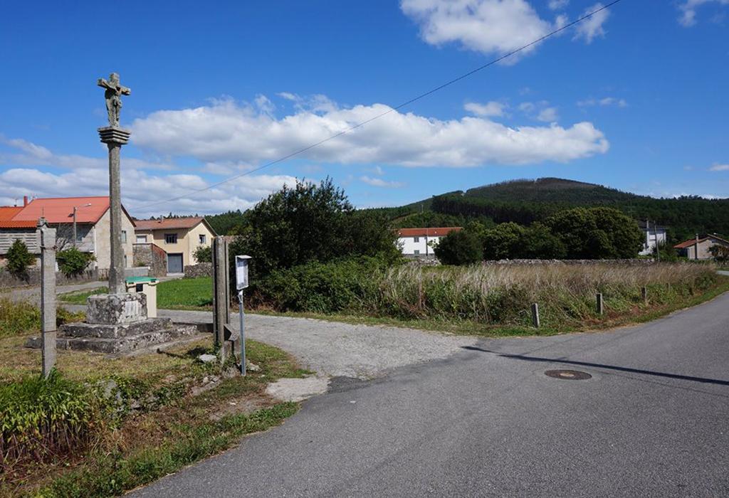 Cruceiro de Agrelo - Rianxo - Santa Baia do Araño