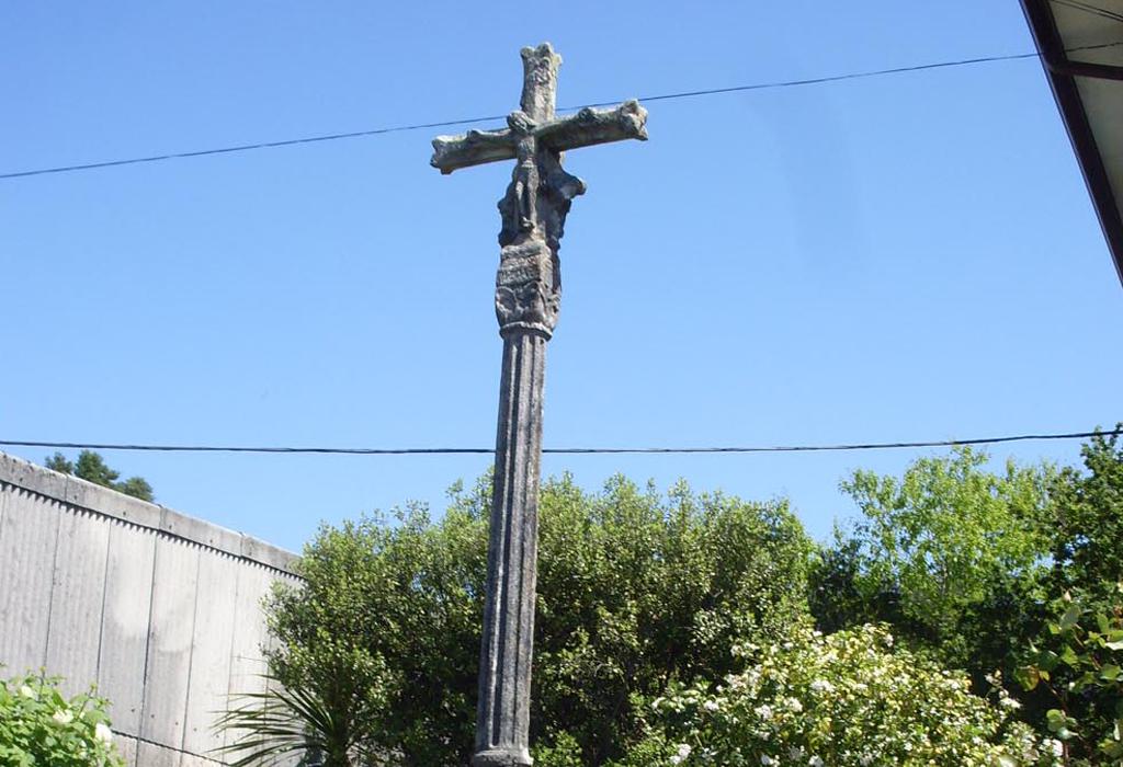 Cruceiro Vello de Asadelos - Rianxo - Santa María de Asados