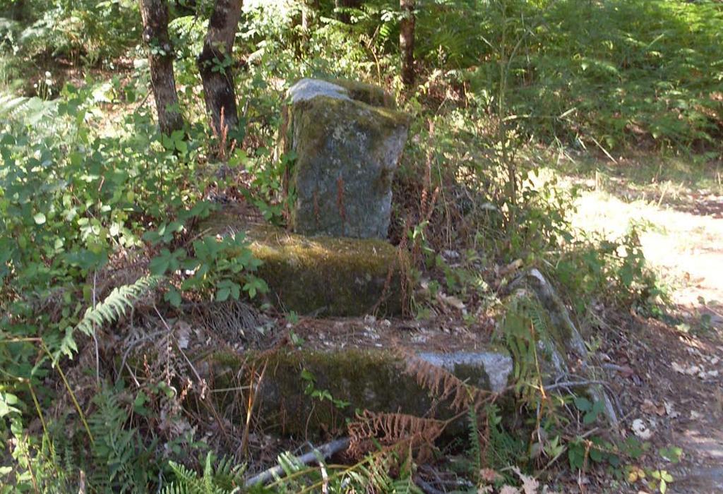 Cruceiro Nº 2 de Vilarello - Valga - Santa Comba de Cordeiro