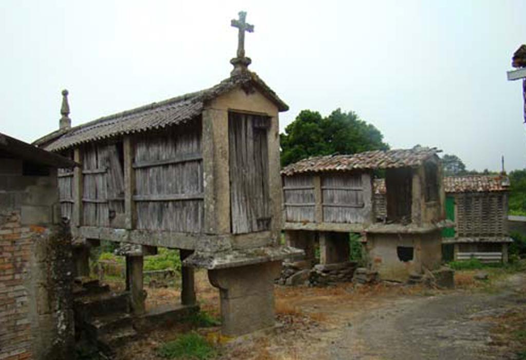 Hórreo das Rañas - Catoira - Santa Baia de Oeste
