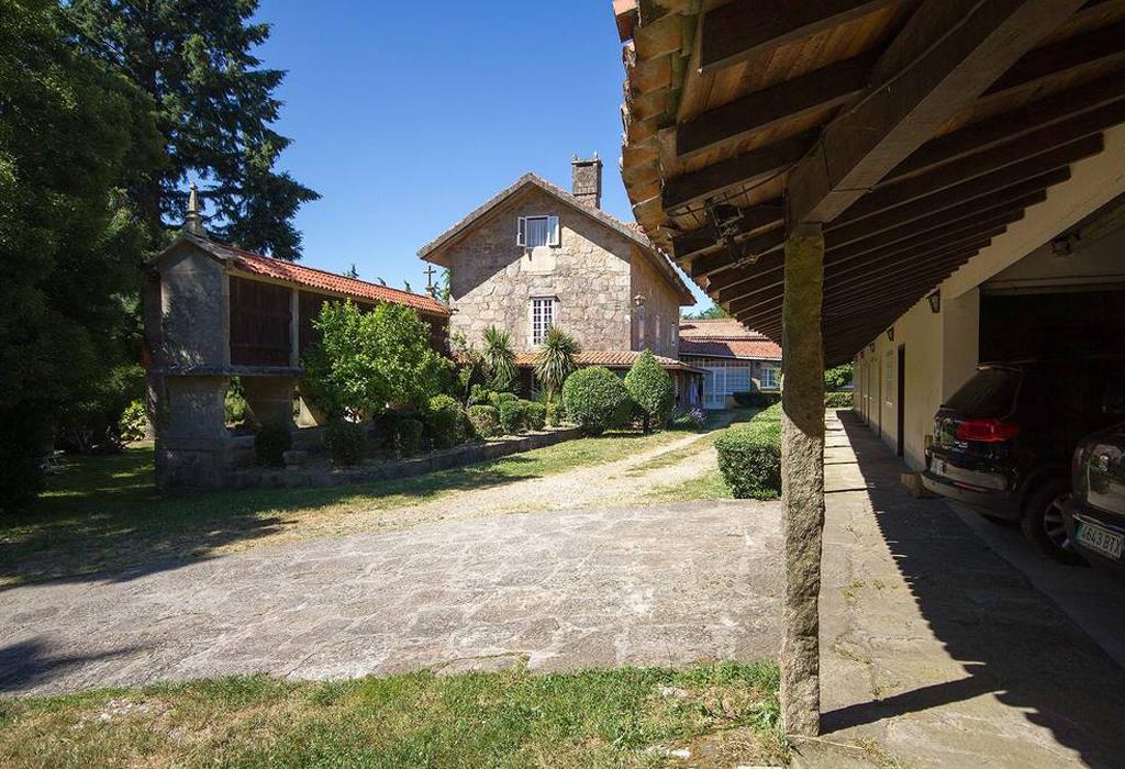 Hórreo do Pazo do Vilar - Padrón - Santa María de Cruces