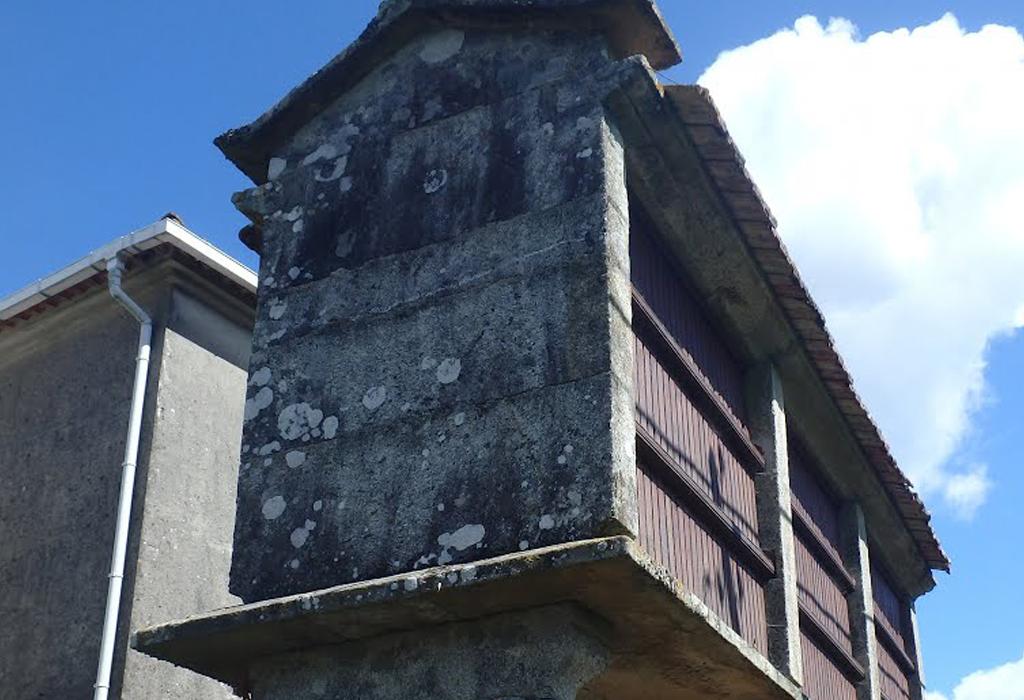 Hórreo dos Vilares - Valga - San Miguel de Valga