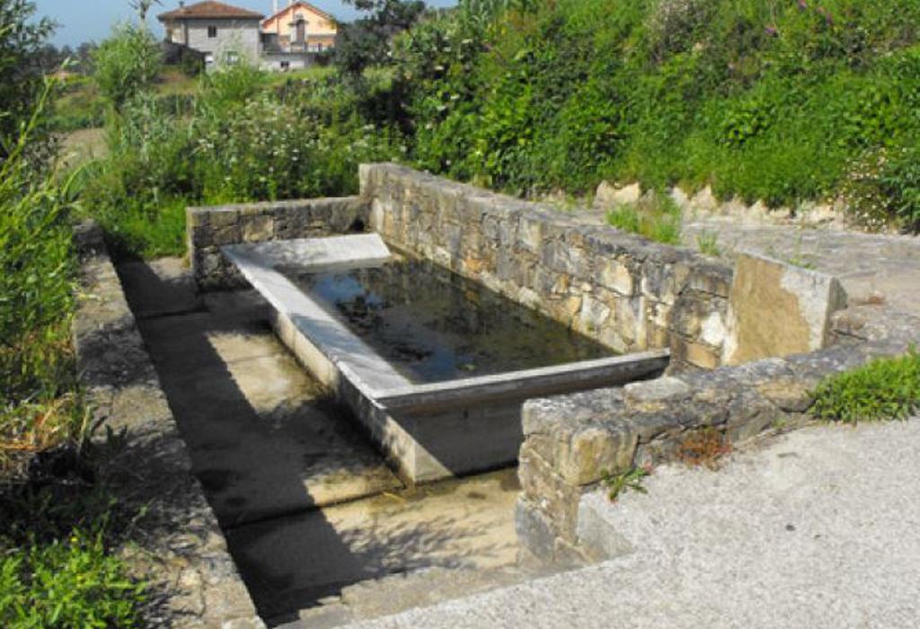 Lavadoiro de Buía - Rianxo - Santa Baia do Araño