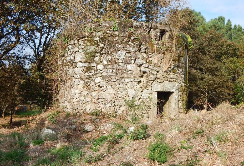 Muíño de vento de Chenlo - Dodro - San Xián de Laíño