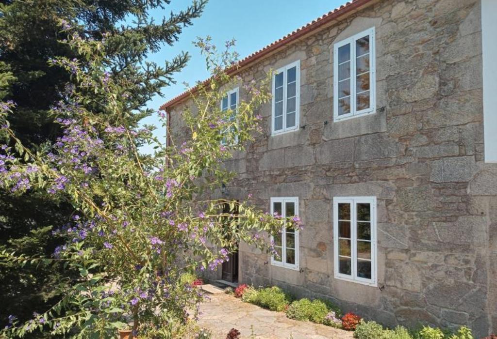 Casa de Xesús Ferro Couselo - Valga - Santa Comba de Cordeiro
