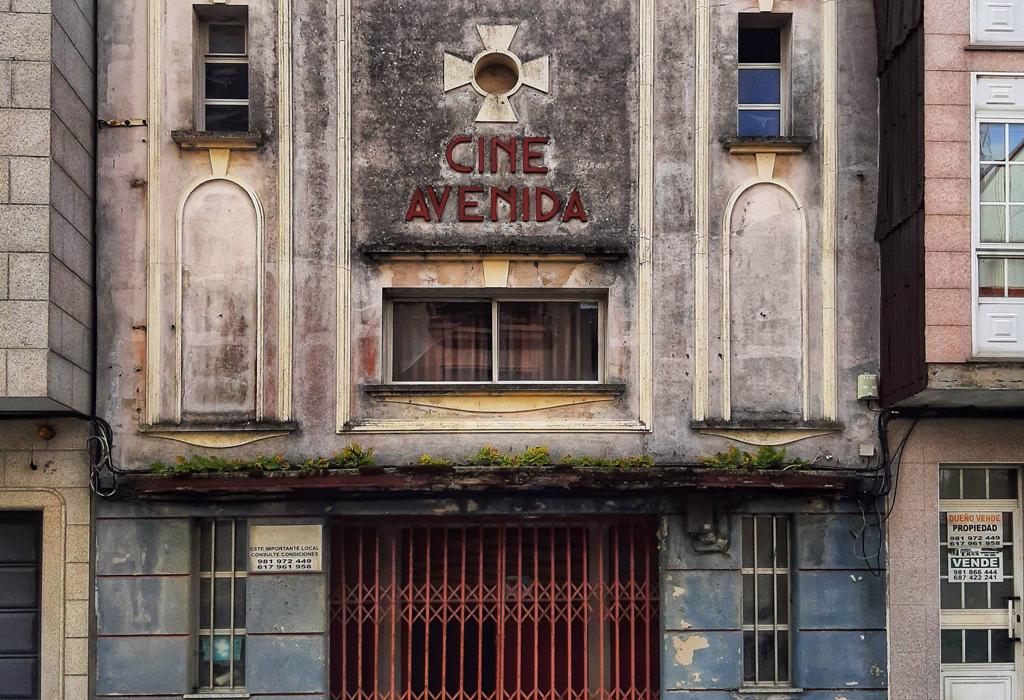 Cine Avenida - Rianxo - Santa Comba de Rianxo 