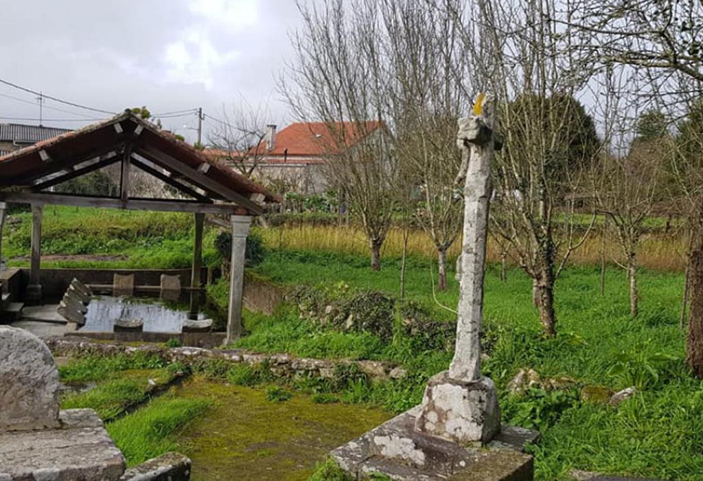 Cruceiro da Fonte - Rianxo - Santa María de Asados