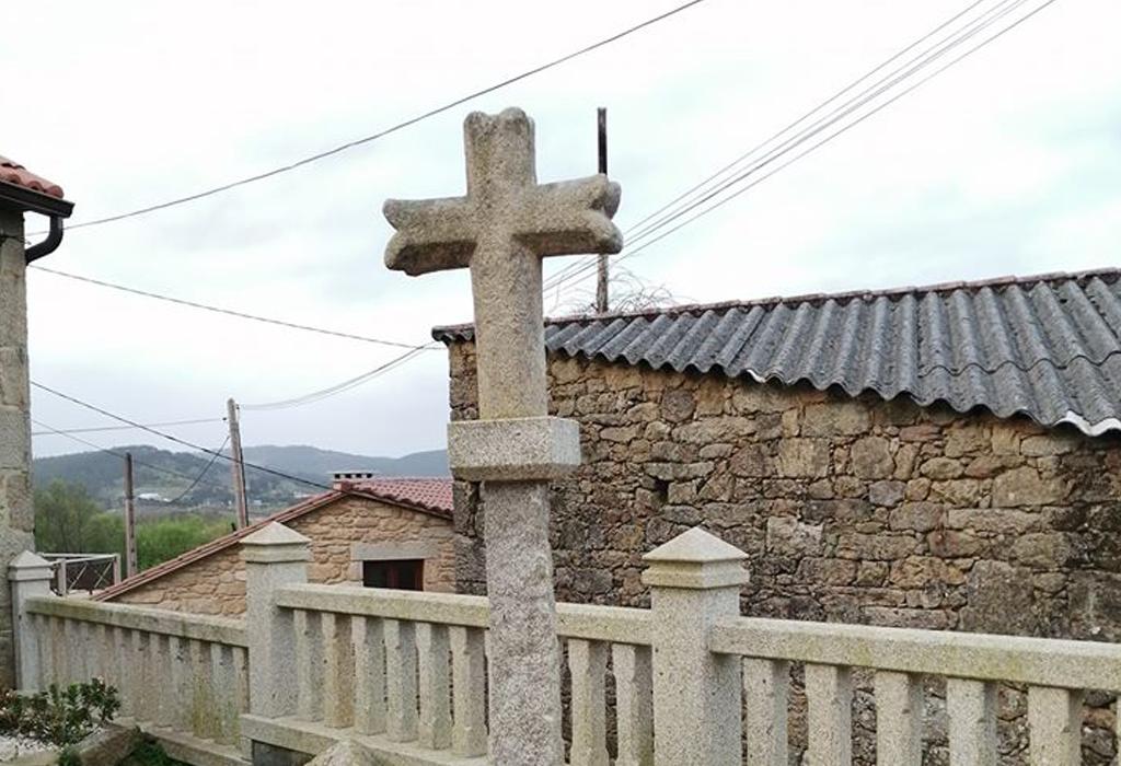 Cruceiro das Eiras - Valga - Santa Comba de Cordeiro
