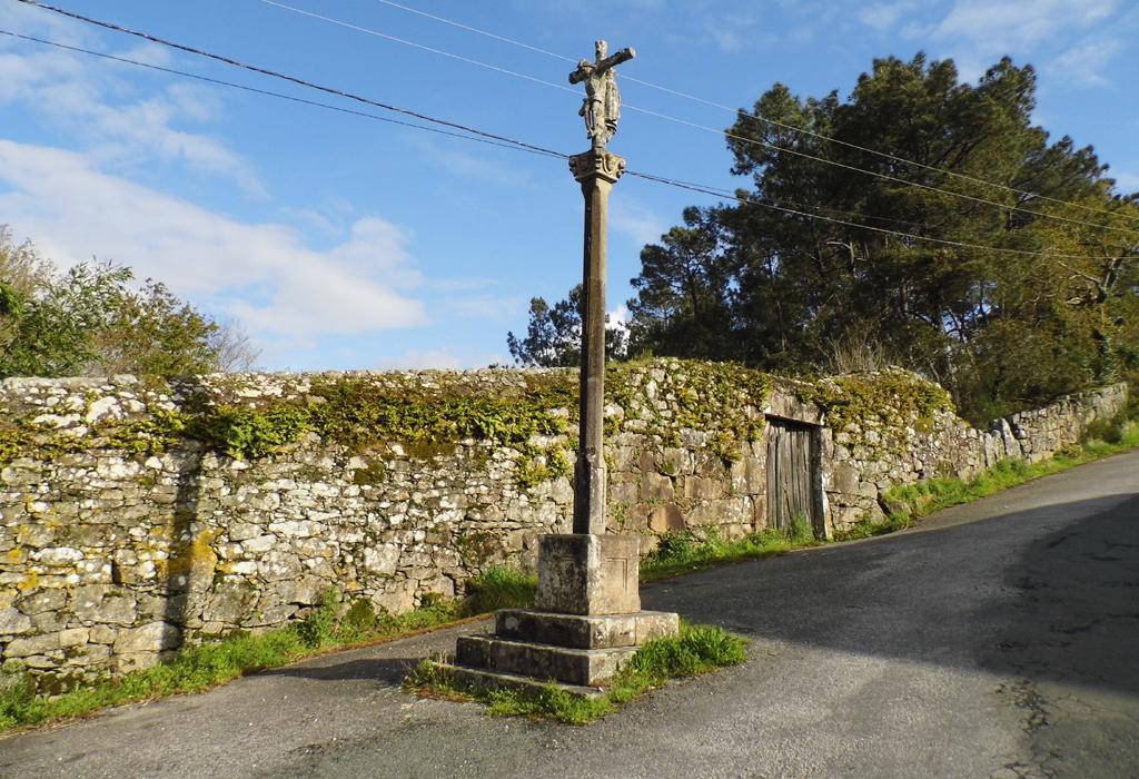 Cruceiro de Gómez - Rianxo - Santa María de Isorna