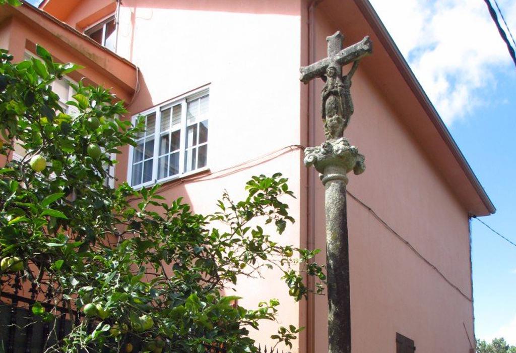 Cruceiro de Ourolo - Rianxo - San Salvador de Taragoña