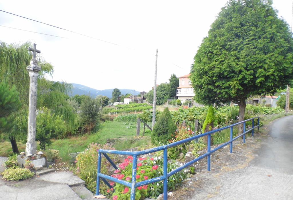 Cruceiro de Rial - Rianxo - Santa María de Asados