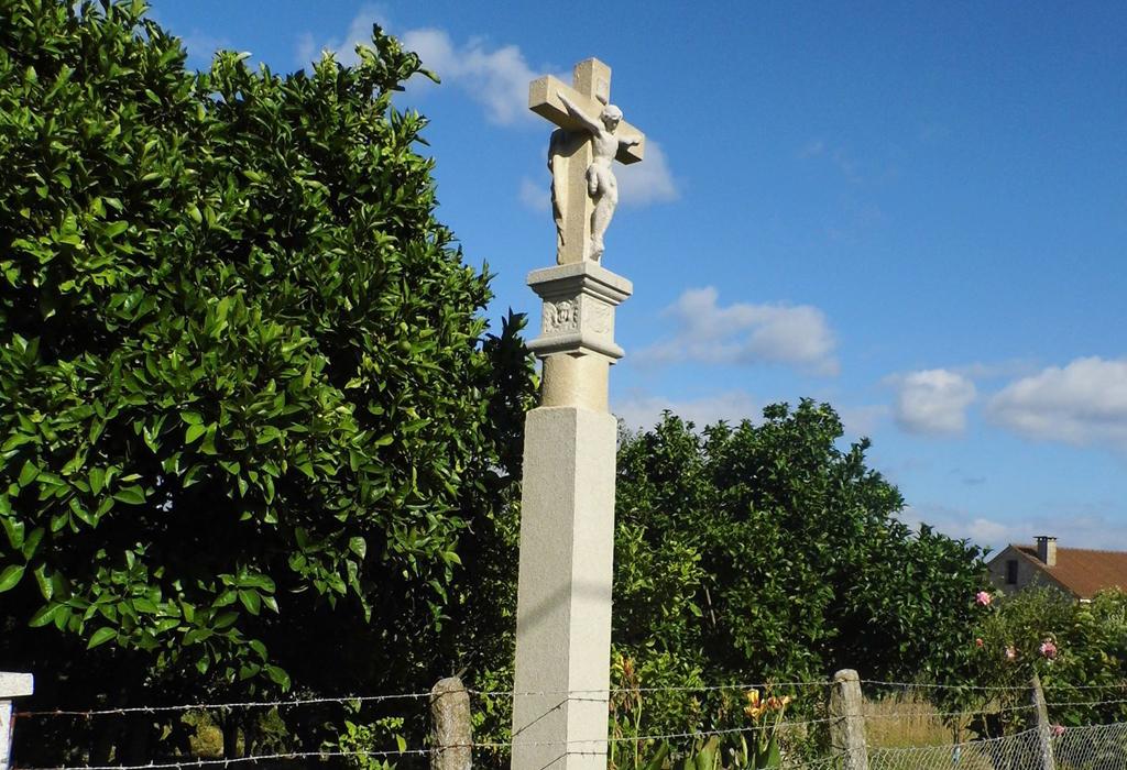 Cruceiro de Rivas - Rianxo - San Salvador de Taragoña