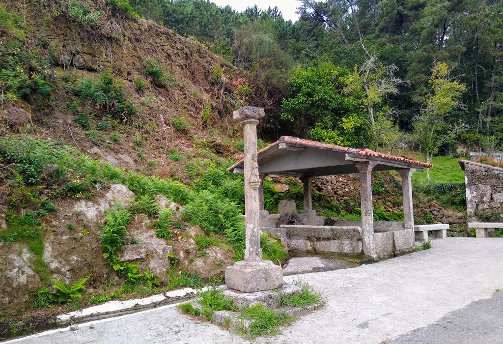 Cruceiro do Reguengo - Valga - San Salvador de Setecoros