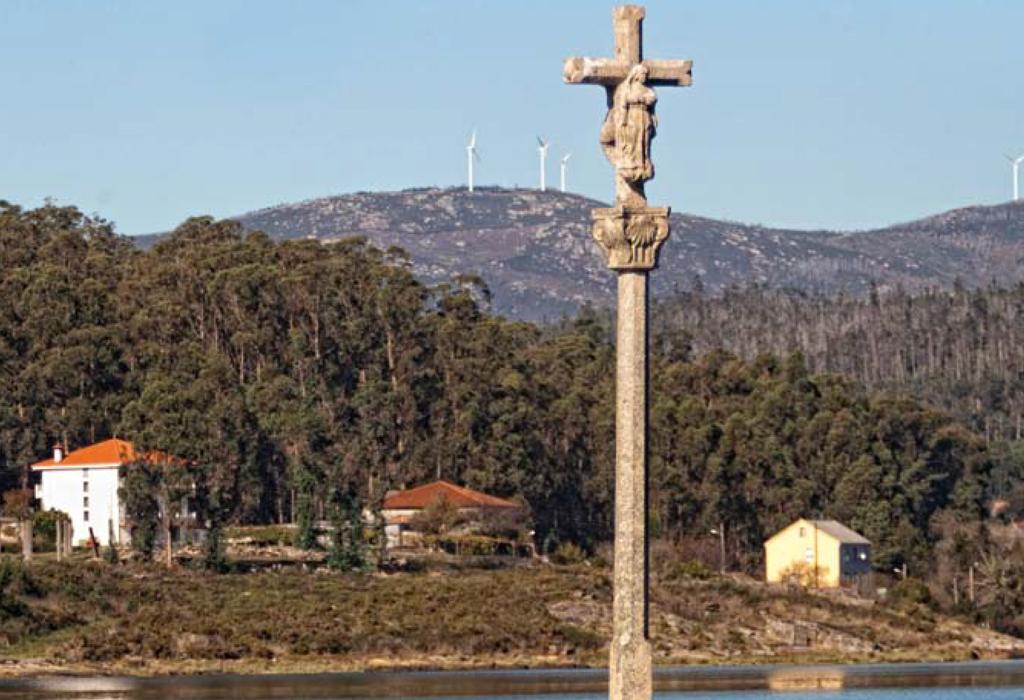 Cruceiro dos Penedos - Catoira - San Mamede de Abalo