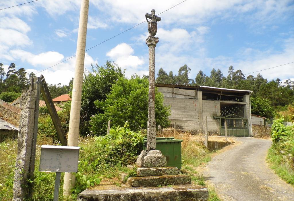Cruceiro dos Xufreus - Rianxo - Santa Baia do Araño