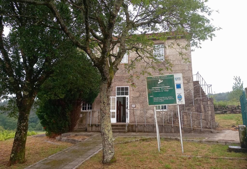 Escola dos Vilares - Valga - San Miguel de Valga
