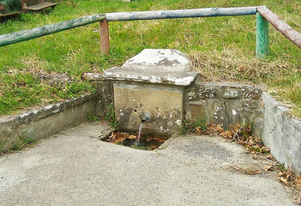 Fonte da Laxe - Rianxo - San Salvador de Taragoña