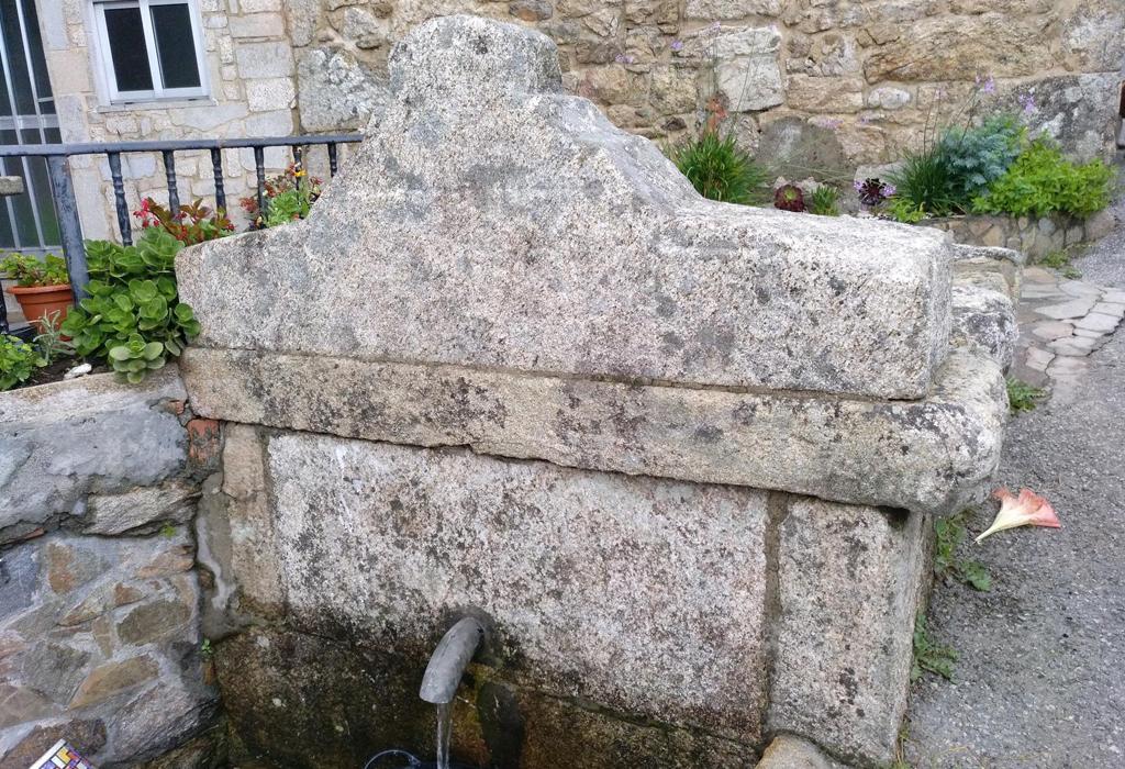 Fonte de Bustelo - Dodro - San Xoán de Laíño