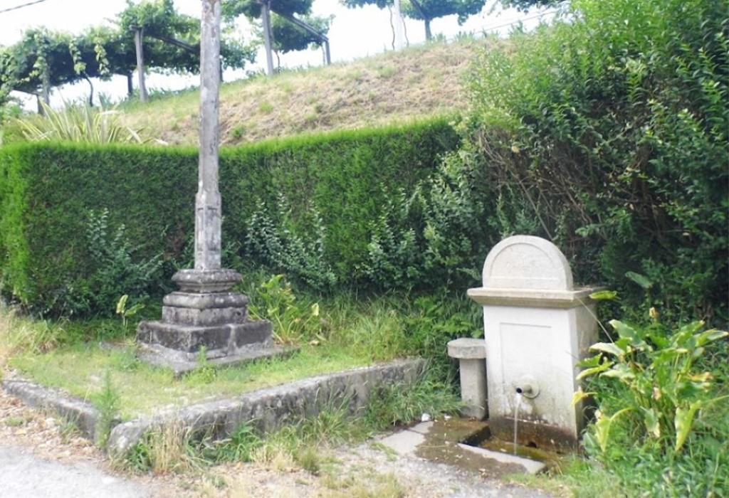 Fonte de María Dis - Rianxo - Santa Baia do Araño