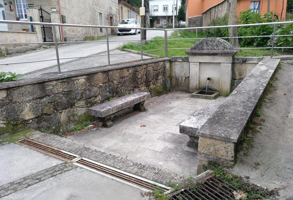 Fonte de Resúa - Dodro - San Xoán de Laíño