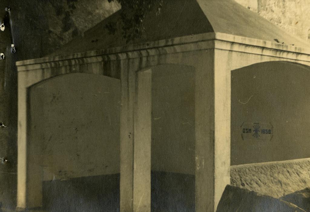 Fonte e lavadoiro da Estación - Catoira - Santa Baia de Oeste