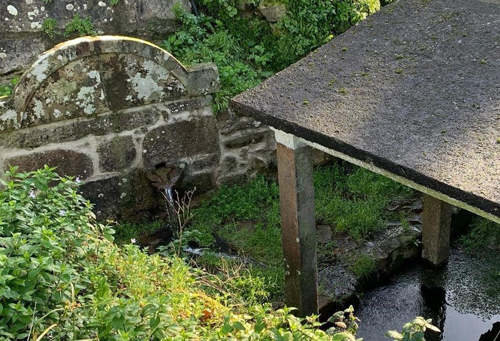 Fonte e lavadoiro de Cortiñas - Padrón - Santa María de Herbón