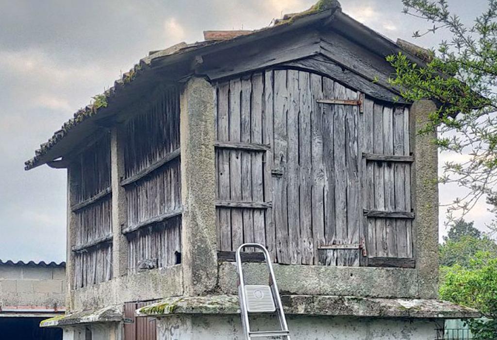 Hórreo da Canle - Valga - Santa Comba de Cordeiro