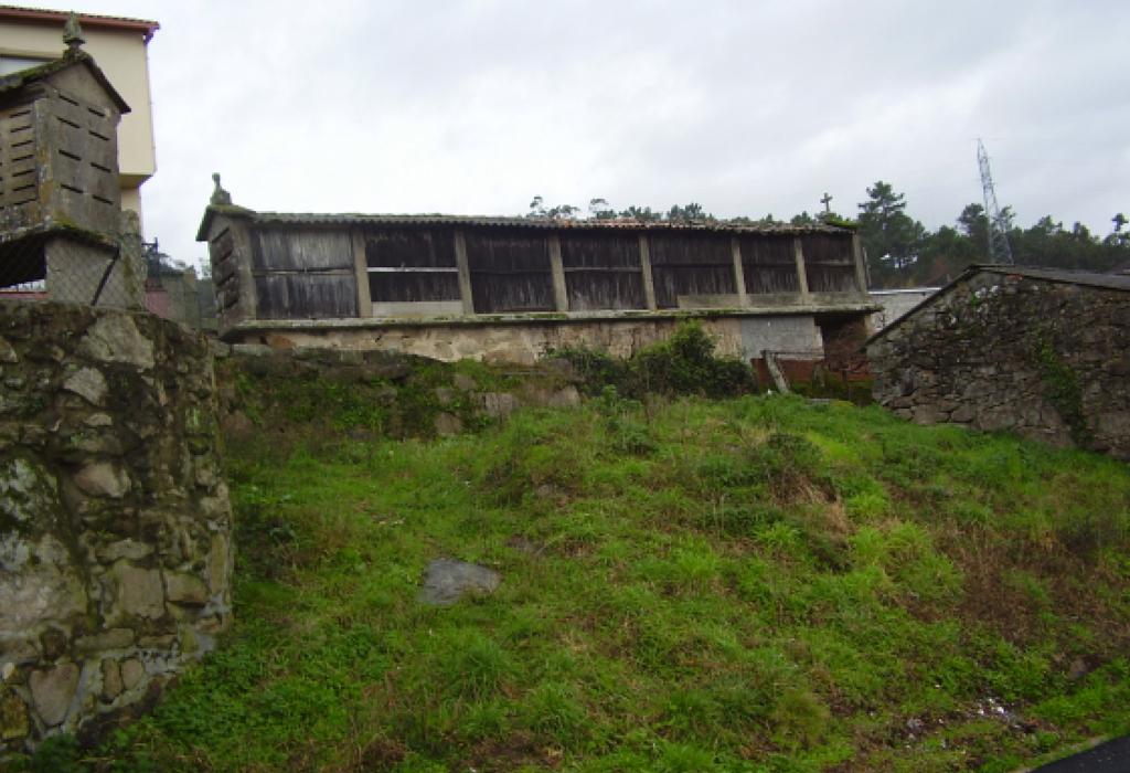 Hórreo da Eira das Pías - Dodro - San Xoán de Laíño