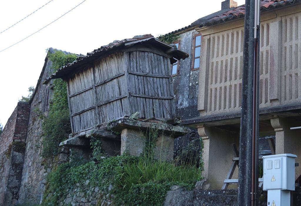 Hórreo de Fenteira - Pontecesures - San Xulián de Pontecesures