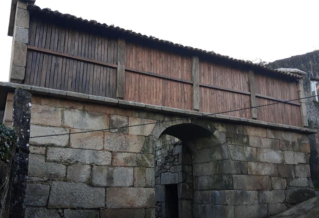Hórreo da Miguensa - Dodro - San Xoán de Laíño