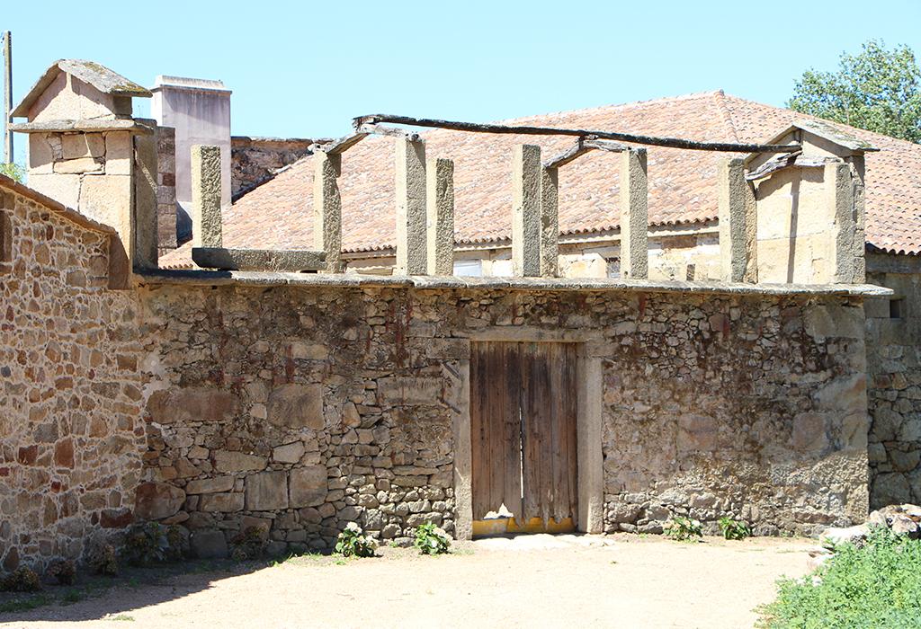 Hórreo da casa reitoral de San Xens de Bamio - Vilagarcía de Arousa - San Xens de Bamio