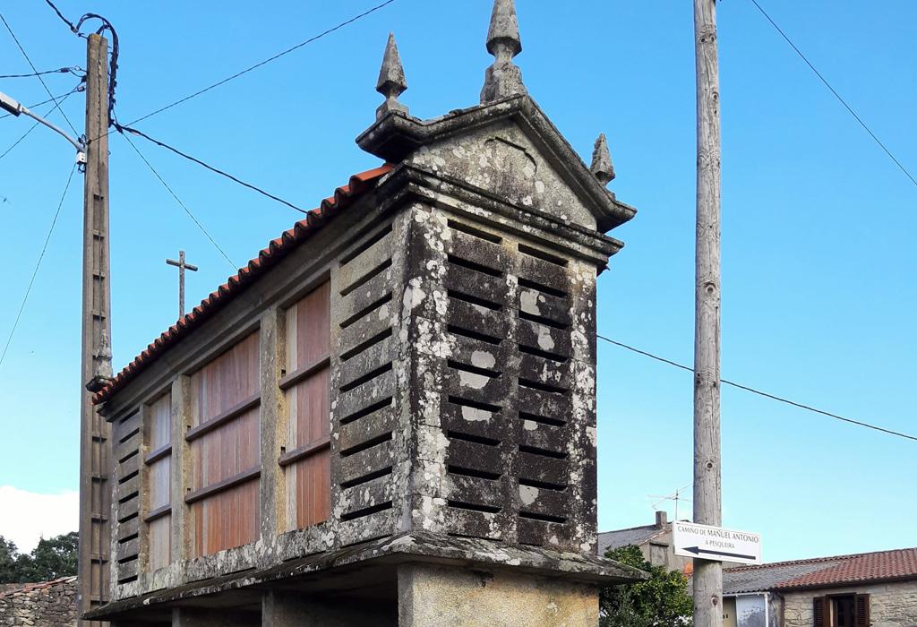 Hórreo de Asadelos - Rianxo - Santa María de Asados