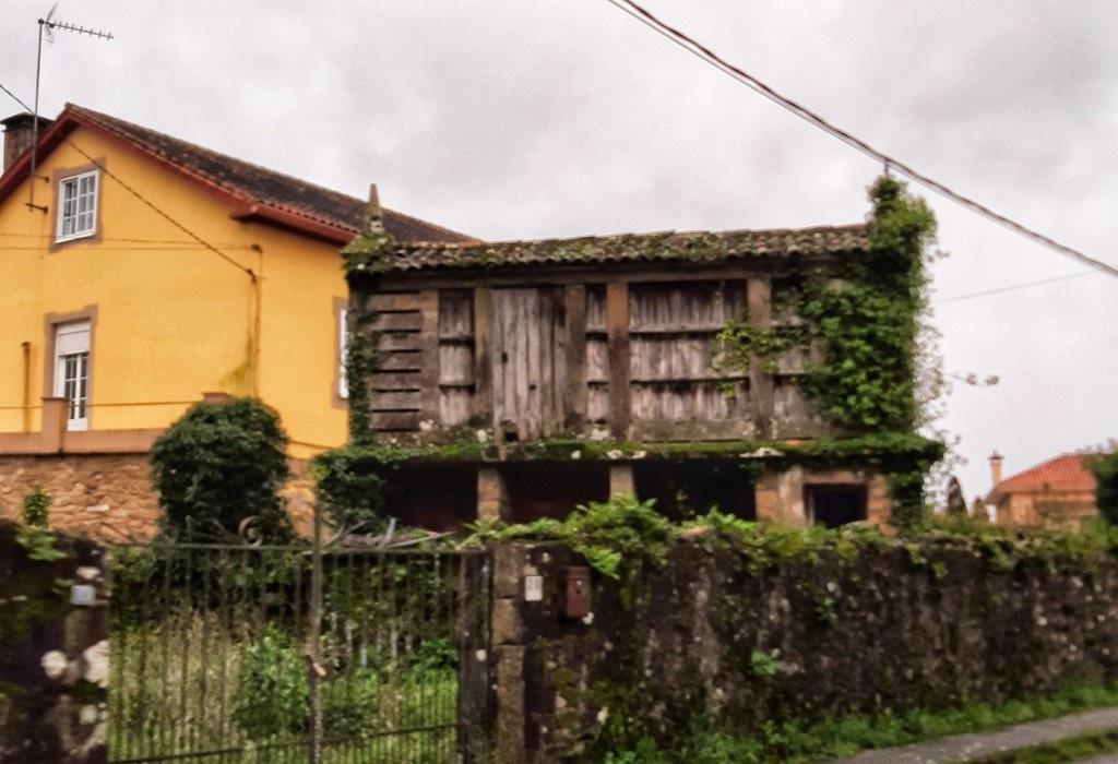 Hórreo de Asadelos - Rianxo - Santa María de Asados