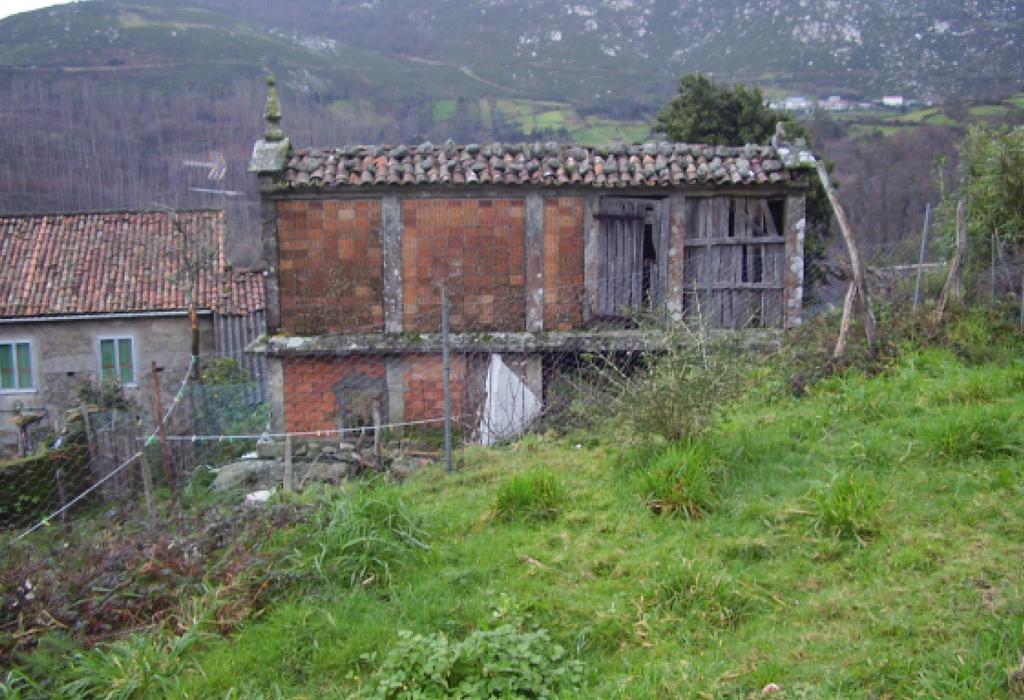 Hórreo de Bustelo - Dodro - San Xoán de Laíño