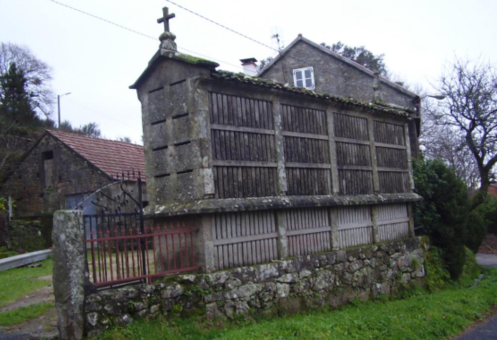 Hórreo de Bustelo - Dodro - San Xoán de Laíño