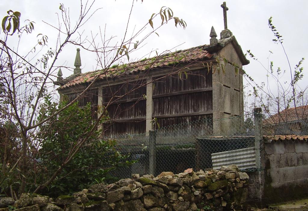 Hórreo de Eiró - Dodro - San Xián de Laíño