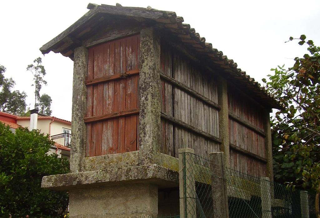 Hórreo de Eiró - Dodro - San Xián de Laíño
