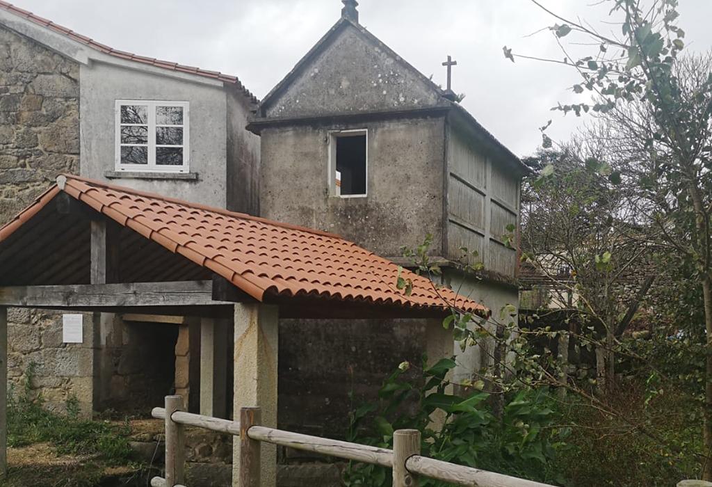 Hórreo de Fontenlo - Valga - San Miguel de Valga