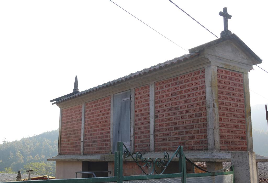 Hórreo de Grobas - Pontecesures - San Xulián de Pontecesures