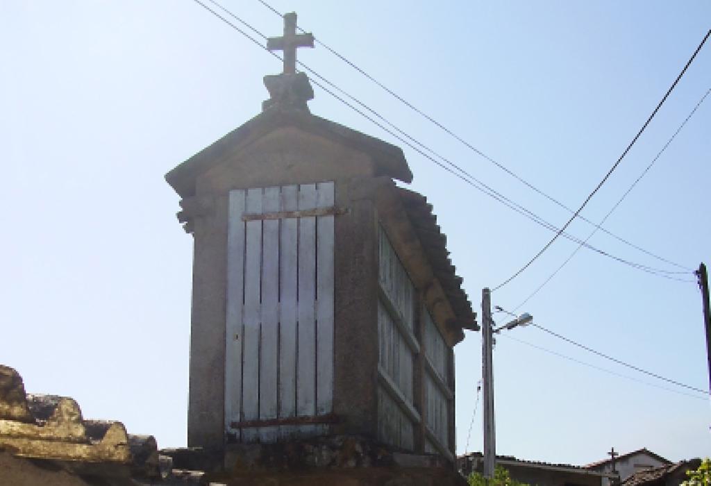 Hórreo de Lestrobe - Dodro - Santa María de Dodro