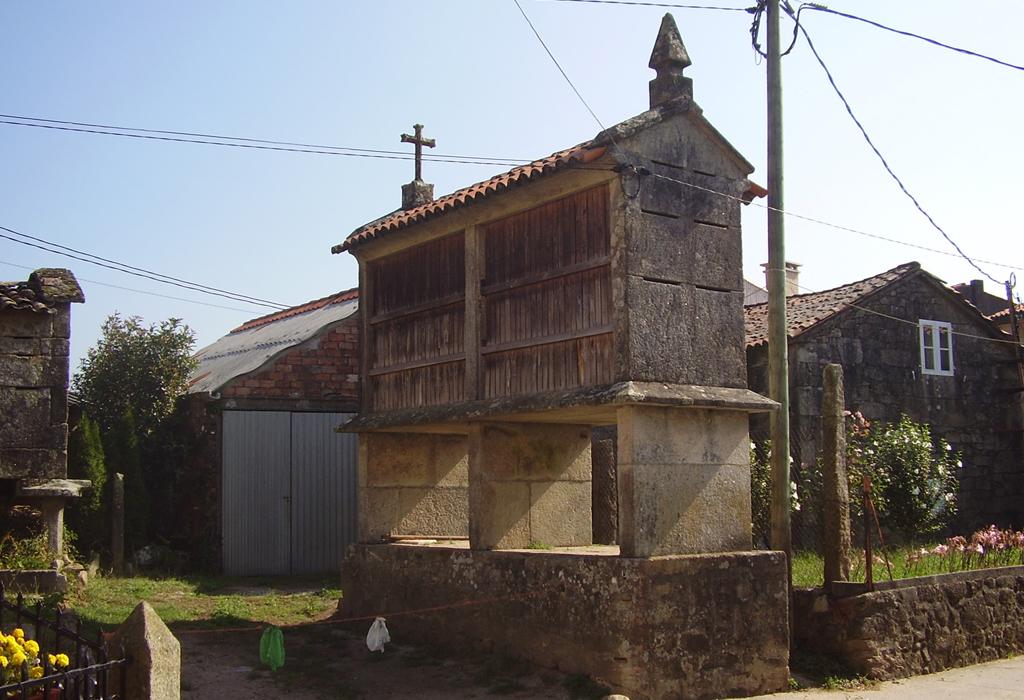 Hórreo de Lestrobe - Dodro - Santa María de Dodro