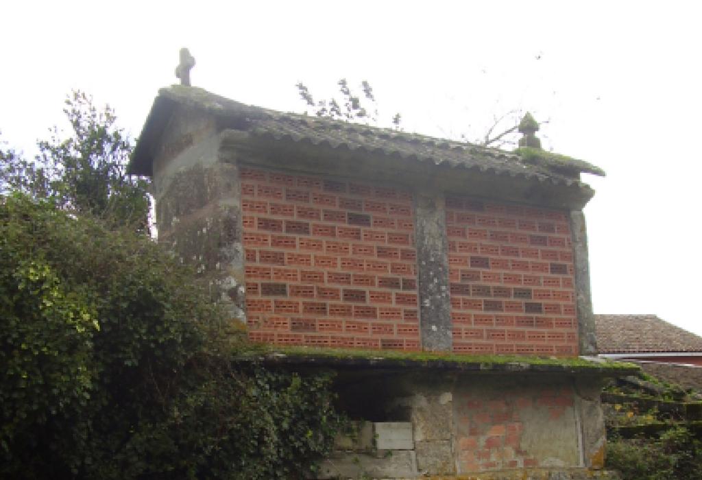 Hórreo de Manselle - Dodro - San Xián de Laíño