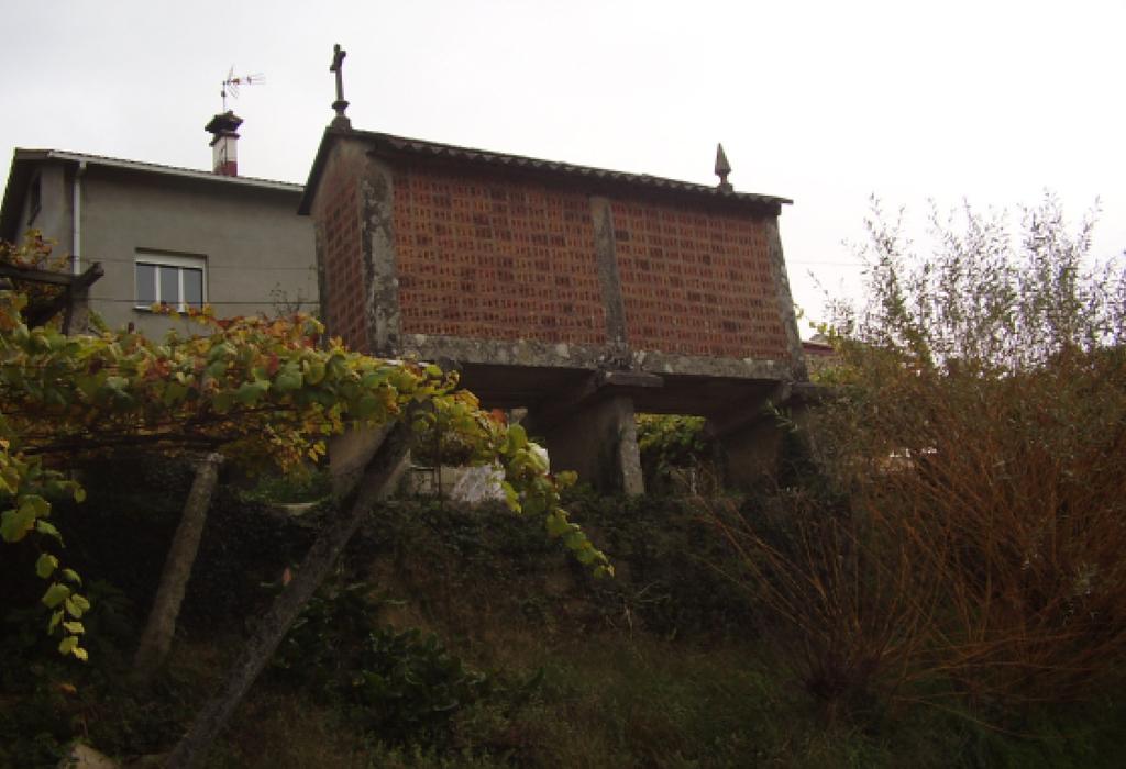 Hórreo de Paizal - Dodro - San Xián de Laíño