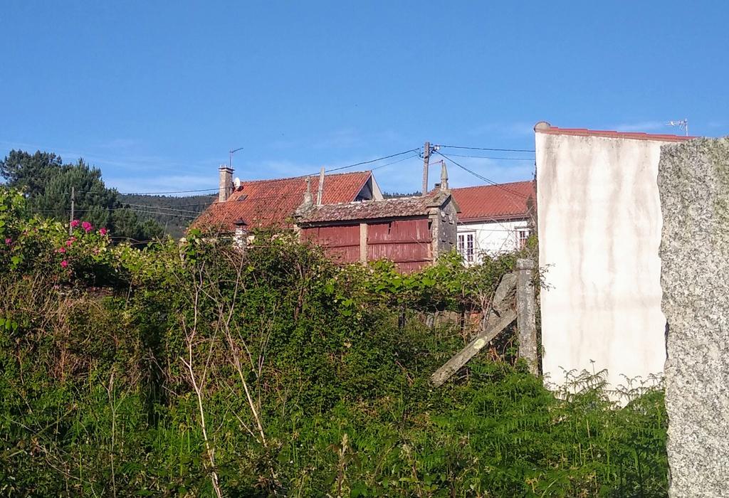 Hórreo de Paredes - Valga - San Miguel de Valga