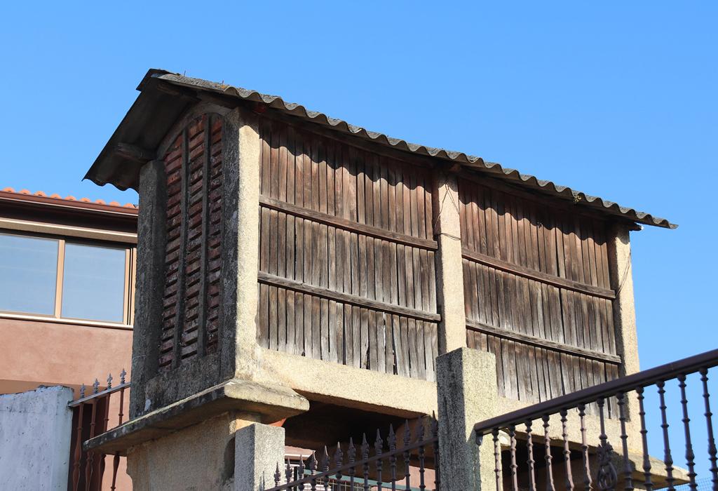 Hórreo de Porto - Pontecesures - San Xulián de Requeixo