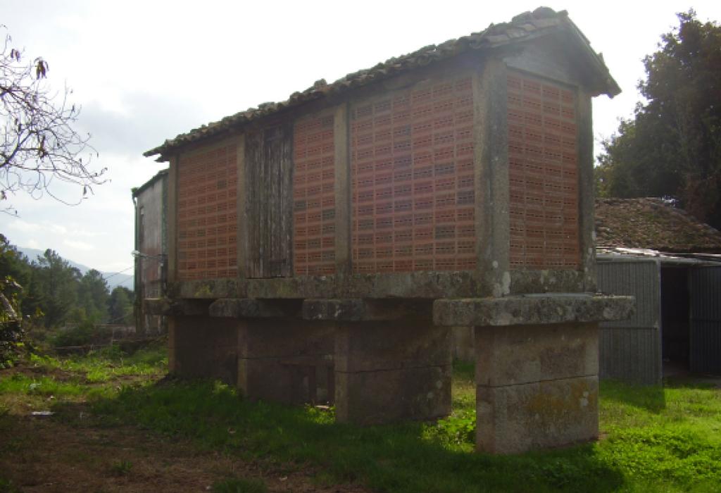 Hórreo de Reboiras - Dodro - San Xián de Laíño